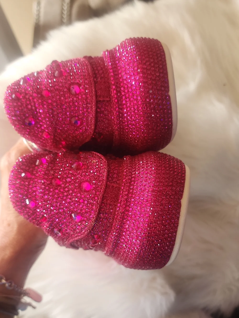 ♥️BRAND NEW AZALEA WANG Sparkling Fuchsia Platform Sneakers!!!